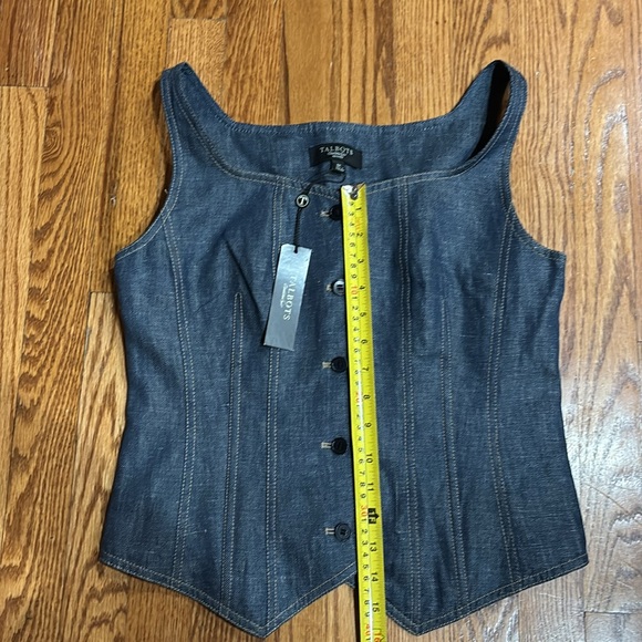 Vest - Picture 8 of 9